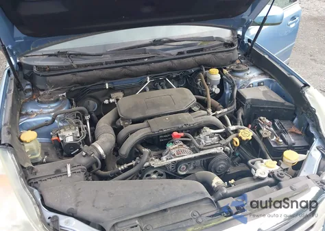 2011 Subaru Outback 2.5I Limited z USA, uszkodzony, nr VIN 4S4BRCKC2B3411792